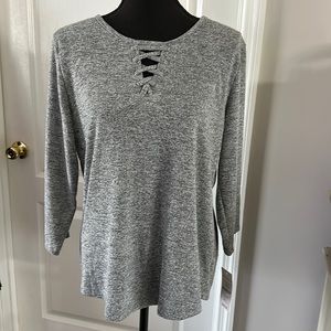 NWT Hannah grey top
